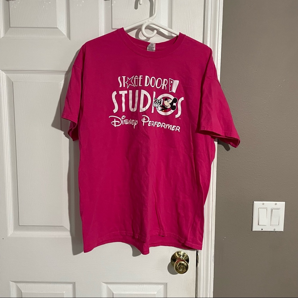 Men’s XL Stage Door Studios Disney Performer Pink Gildan Shirt Heavyweight